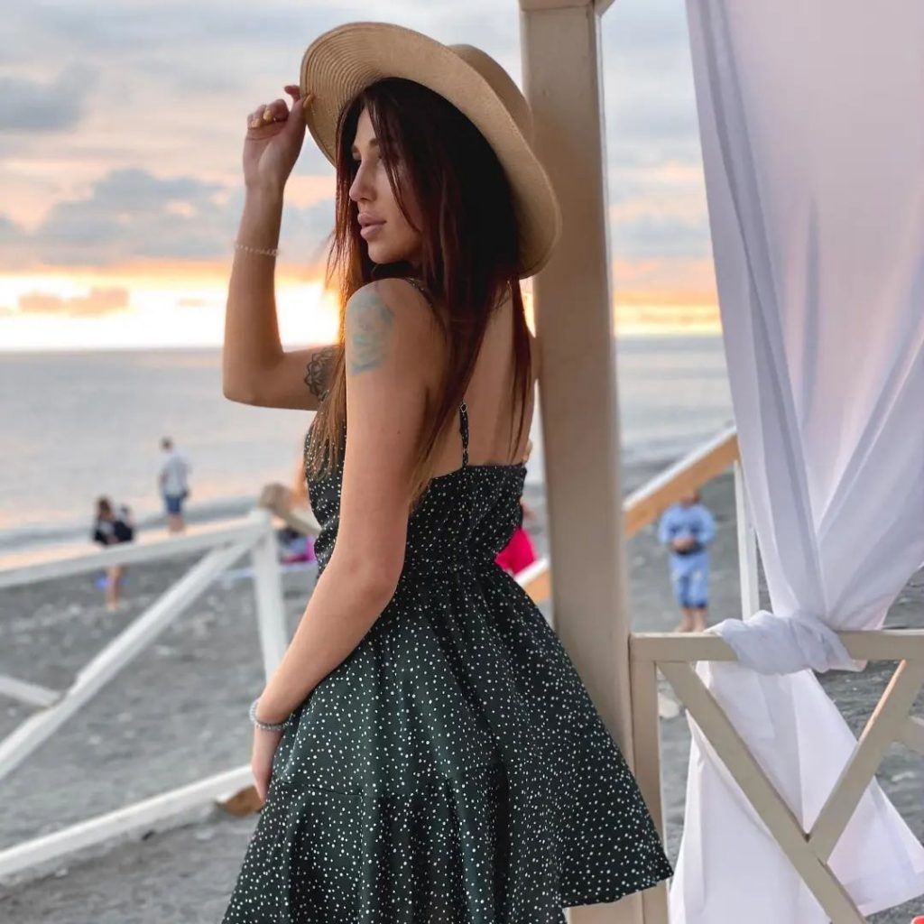 Beautiful Green Colored Sundresses to Shop from Revolve
